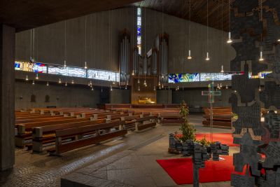 The new Catholic church in Herne-Röhlinghausen - Interior view, 2023
