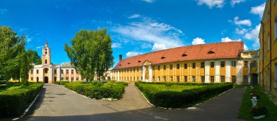 Schloss Radziwiłł, Olyka (Ukraine) - Errichtet 1540-1564, im 17. und 18. Jahrhundert erweitert und barock überbaut 