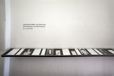 Ausstellung Literarische Bilder des Holocaust - Literarische Bilder des Holocaust. ‚Die Passagierin‘ von Zofia Posmysz im Zentrum für verfolgte Künste im Kunstmuseum Solingen am 27. Januar 2017.
