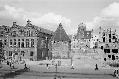 The Great Armory and Straw Tower at the Coal Market in Gdańsk, 1953 - The Great Armory and Straw Tower at the Coal Market in Gdańsk, 1953.
