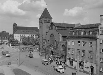 Markthalle am Ritterplatz Breslau, 1972 - Markthalle am Ritterplatz Breslau, 1972.