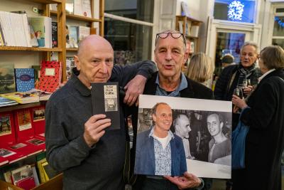 Vierzigjähriges Jubiläum von Stodieck´s Buchhandlung - Wojciech Drozdek (links) und Thomas Stodieck bei der Feier zum vierzigjährigen Jubiläum von Stodieck´s Buchhandlung, November 2019.  