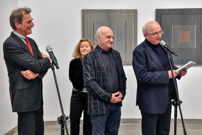 Abb. 48: Ausstellungseröffnung in Sopot, 2017 - Ausstellungseröffnung in Sopot, (von links): Hubertus Gaßner, Małgorzata Szot-Emus, Andrzej Nowacki, Zbigniew Buski, Sopot, 23.4.2017