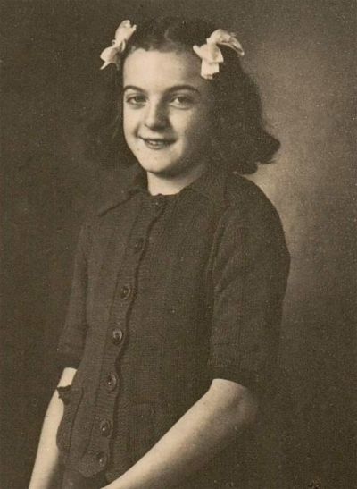 Fig. 7: Jacqueline Morgenstern - Jacqueline Morgenstern from Paris at her first communion, 1944