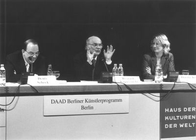 DAAD Berliner Künstlerprogramm - Denis Scheck, Ryszard Kapuściński, Dorota (Danielewicz-)Kerski w Haus der Kulturen der Welt, Berlin 1999 r. 