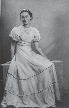 Krystyna Wituska w 1938 roku. - Zdjęcie ze zbiorów prywatnych. 