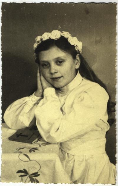 Ill. 4: A photo for Zosia from Jadzia - A photo for Zosia from Jadzia, Cologne-Mülheim 1946 