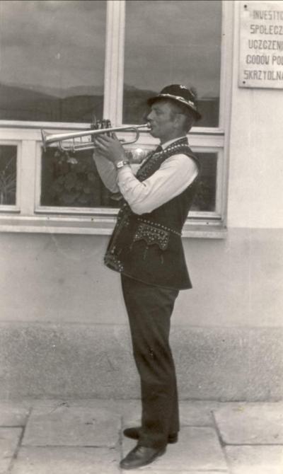Czesław Kukuczka playing the trumpet - Czesław Kukuczka playing the trumpet (in the 1960s).  