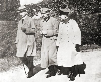 Józef Piłsudski i Kazimierz Sosnkowski podczas internowania w twierdzy magdeburskiej, 1918 r.