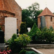 Grab der polnischen Soldaten auf dem Friedhof in Rhaude