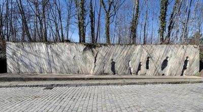 Pomnik Zagłady i Deportacji Żydów Berlina, przy peronie 17 berlińskiej stacji Grunewald