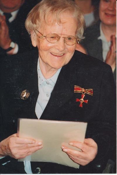 Scheipers’ sister Anna with the Cross of the Order of Merit of the Federal Republic of Germany, 2002