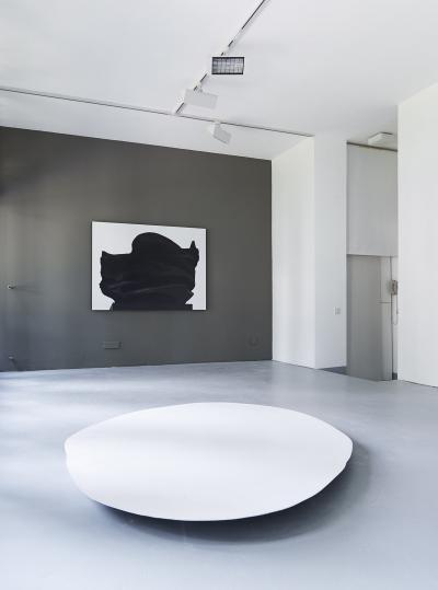 Agata Madejska, Installation view, Form Norm Folly, Krefelder Kunstverein, 2014.
