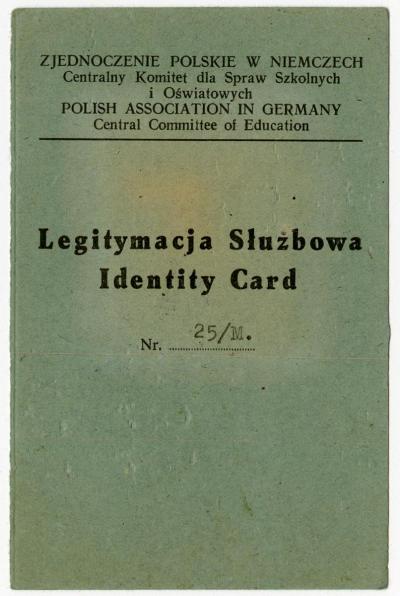 Dokument Nr. 128/2 - Dienstausweis mit Lichtbild von A. Topolnicki, ausgestellt  vom  Zentralkomitee für Schul- und Bildungsangelegenheiten des Polnischen Verbandes in Deutschland, gültig bis 31.12.1948. 