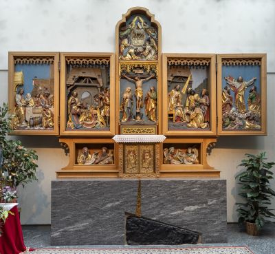 The former high altar in Röhlinghausen - Unfolded, 2023