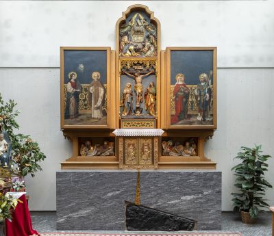 The former high altar in Röhlinghausen - Wings folded closed, 2023