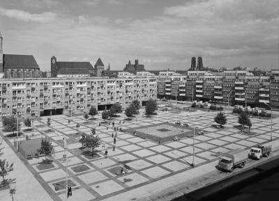 Square Nowy Targ in Wrocław, 1972 - Square Nowy Targ in Wrocław, 1972.