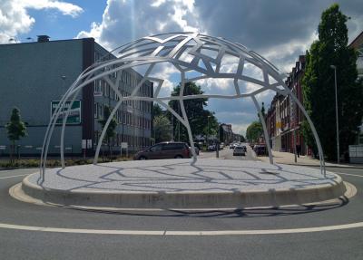 Municipal Dome, 2013. Galvanised steel, coat of paint, steel profile 20 x 4 x 0,4 cm, ∅ = 1200 cm, H = 600 cm, Recklinghausen, Roundabout on the Hertener Straße/Tiefer Pfad (1st prize in a competition to turn a roundabout into a work of art)