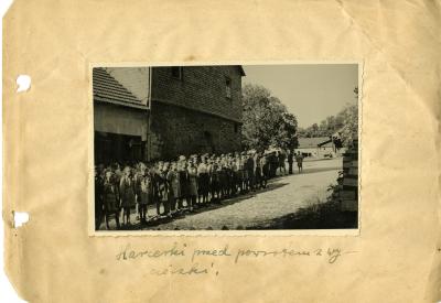 Girl guides from Durzyn  - Girl guides before returning from the camp 