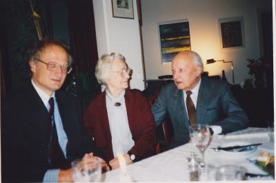 Bei Krzysztof Meyer, 1992 - Danuta und Witold Lutosławski bei Krzysztof Meyer in Bergisch Gladbach bei Köln, Herbst 1992. 