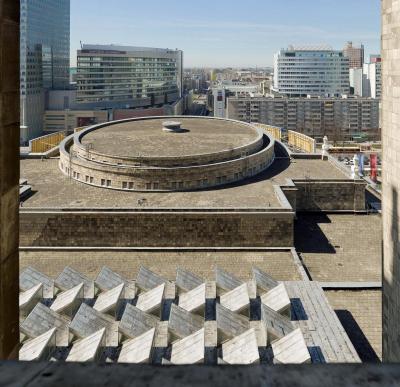 Warschau, Dach - From the series “Urban Spaces”, 2005-2009, “Warsaw, roof”, Inkjet photo print, 110 x 100 cm.