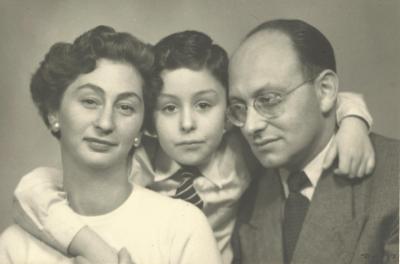 Teofila, Andrew and Marcel Reich-Ranicki, 1957 - Teofila, Andrew and Marcel Reich-Ranicki, Warsaw 1957