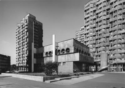 Hochhäuser am Plac Grunwaldzki in Breslau, 1987