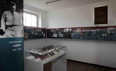 Wystawa czasowa Miejsca Pamięci i Muzeum Sachsenhausen „Generał Stefan Rowecki „Grot” - „więzień specjalny“ w KZ Sachsenhausen 1943-44“, widok ogólny.