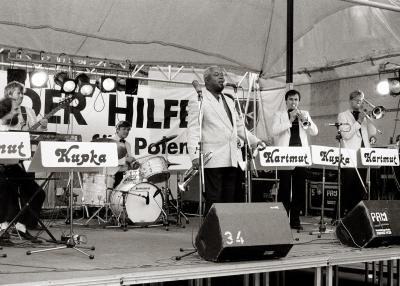 Berlin-Charlottenburg (1984) - Ein vom Malteser Medizinischen Dienst für Polen organisiertes Straßenfest.