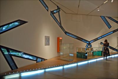 Wnętrze Muzeum Żydowskiego w Berlinie.