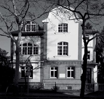 Fig. 7: Grunewaldstraße 13, Berlin-Steglitz - The second home of Dora Diamant and Franz Kafka, the former Villa Dr. Rethberg, Grunewaldstraße 13, Berlin-Steglitz 