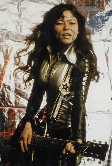 Karin Stanek jako „Cory Gun“  w Niemieckiej Republice Federalnej, 1980 r. 
