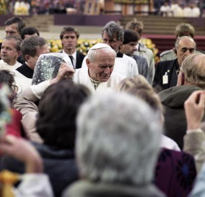 Papst im Parkstadion - Papst im Parkstadion, 2. Mai 1987. 