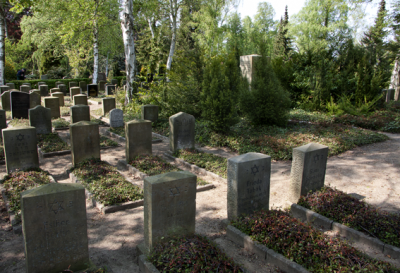 Impressionen der Friedhöfe mit Gräbern von Opfern der Cap Arkona Katastrophe -  