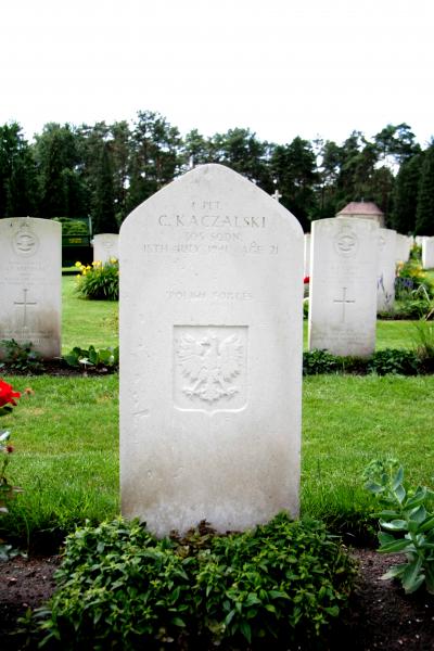 Gräber der polnischen Soldaten -  