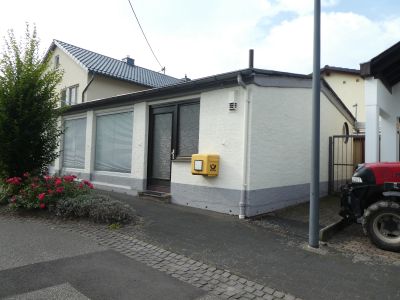 Ehemalige Baracke in Bruttig-Fankel, zur Poststelle umfunktioniert, 11. Oktober 2021