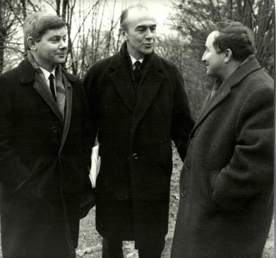 Zbigniew Herbert mit Karl Dedecius und Tadeusz Rózewicz, Dezember 1966