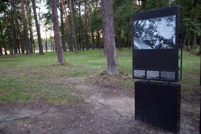 The photographic template for Richter's picture cycle at the authentic location - The photographic template for Richter´s picture cycle is exhibited in Auschwitz-Birkenau at the authentic location with corresponding visitor information, Oświęcim 2019. 