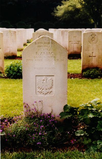 Tombstones of the soldiers of the Polish 1st Armoured Division in Kleve-Reichswald -  