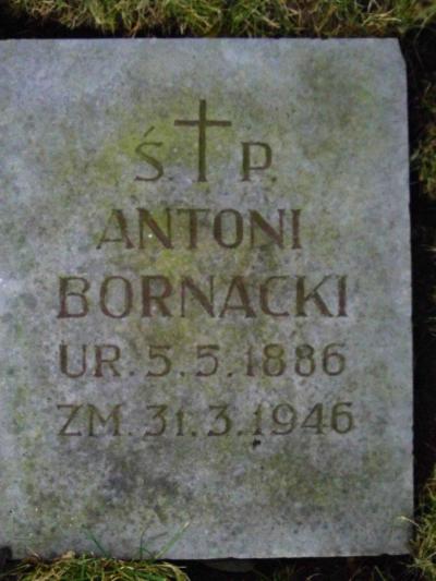 Memorial slab of the polish forced labourer Antoni Bornacki -  