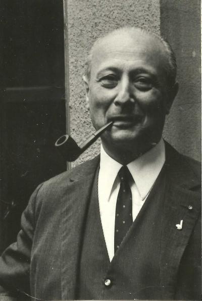 Władysław Szpilman, portret z fajką