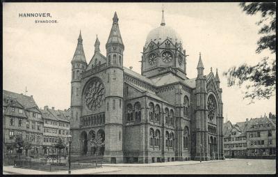 Die Neue Synagoge in Hannover, gelegen in der Bergstraße, 1905.