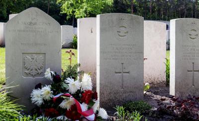 Brytyjski Cmentarz Wojskowy w Berlinie - Brytyjski Cmentarz Wojskowy w Berlinie 