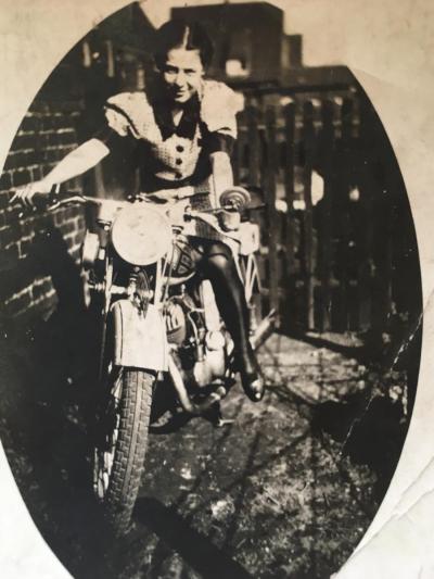 Henriette Tomczak on the motorcycle of Antoni Jankowiak in Mellinghofer Str. Oberhausen in the 1940s