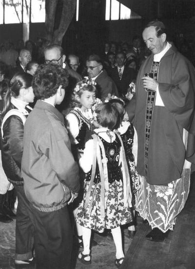 Bischof Hengsbach in Nowa Huta bei Krakau (1984)