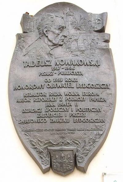 Ehrentafel für Tadeusz Nowakowski in Bydgoszcz / Polen.