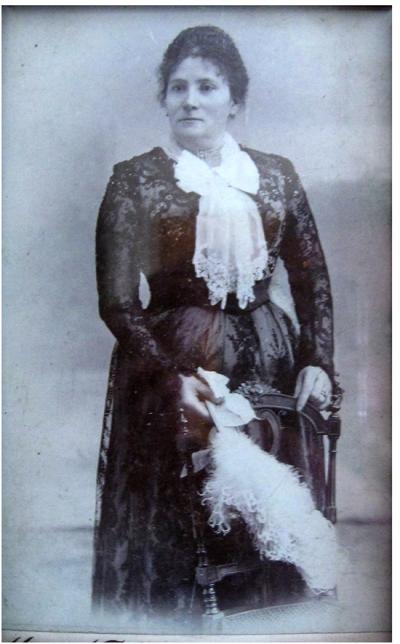 Cerinis wife Regina, ca. 1895