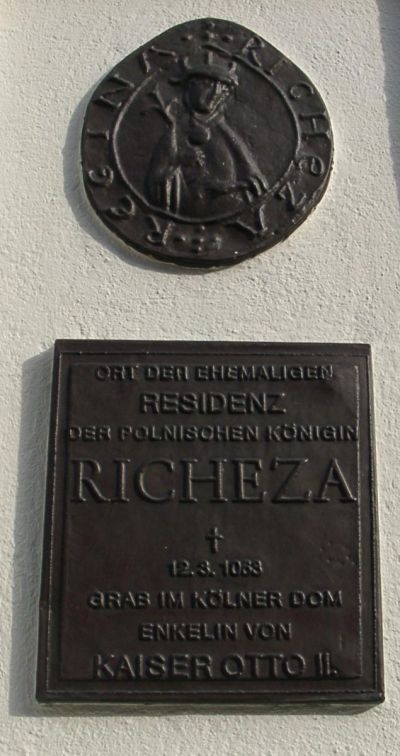The commemorative plaque for Richeza in Klotten (Rhineland Palatinate)