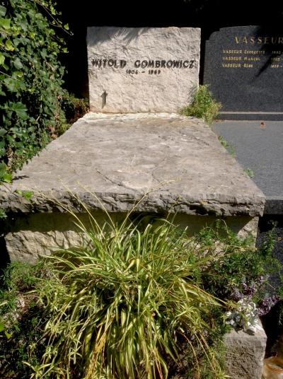 Tomb of Witold Bombrowicz in Vence