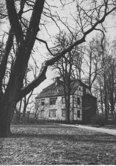 Das Magdeburger Haus im Park des Belvedere in Warschau, in dem Józef Piłsudski interniert war, 1939.